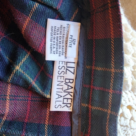 VINTAGE midi Red Plaid Skirt - Picture 3 of 5